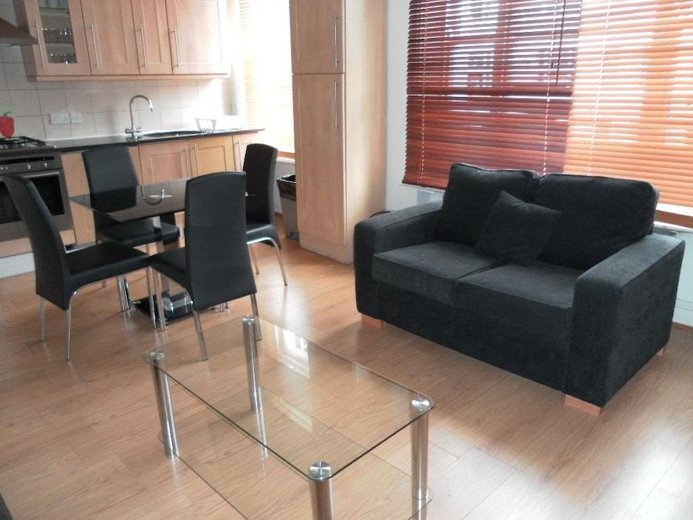 Apartament Access Earls Court Londyn Zewnętrze zdjęcie